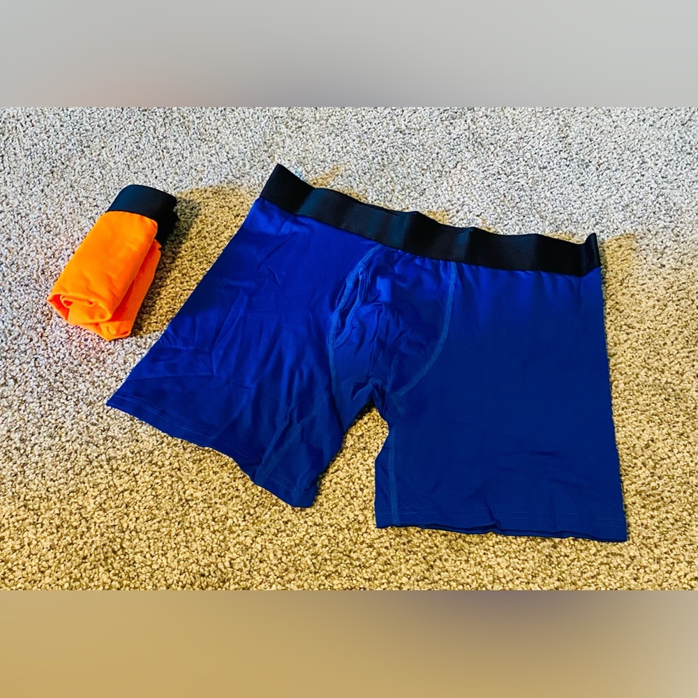 ~Young Mens Boxer Briefs~ BNWOT